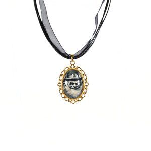 🔨 Lucky's Curse Gothic Cameo Necklace Evil Leprechaun Cameo Necklace
